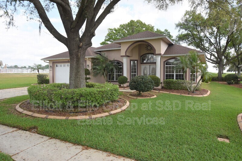 Foto principal - 6831 Hermitage Dr