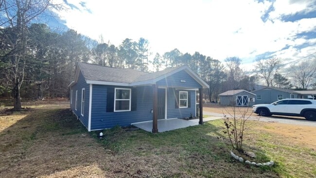 Foto del edificio - 614 Maple Rd