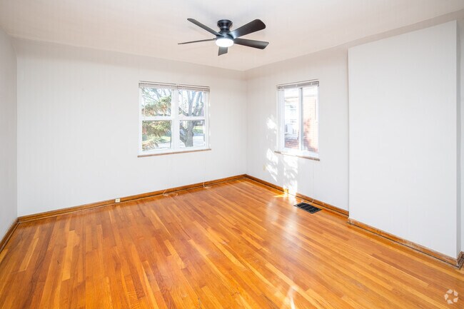 2 dormitorios, 1 baño - 99 m² - B - Dormitorio - 1656-1662 Northwest Blvd