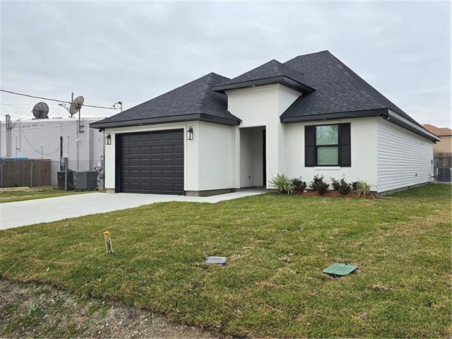 Building Photo - 99 Carolyn Dr