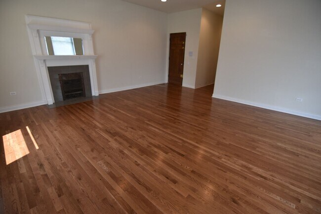 Foto del edificio - 800-802 W. BELMONT