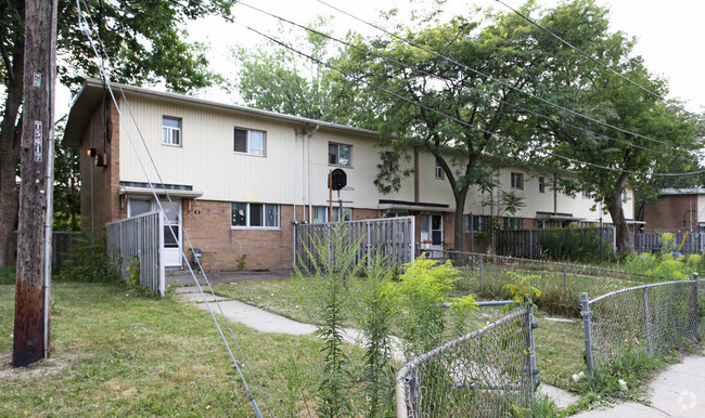 Photo - 1-85 Amaranth Ct
