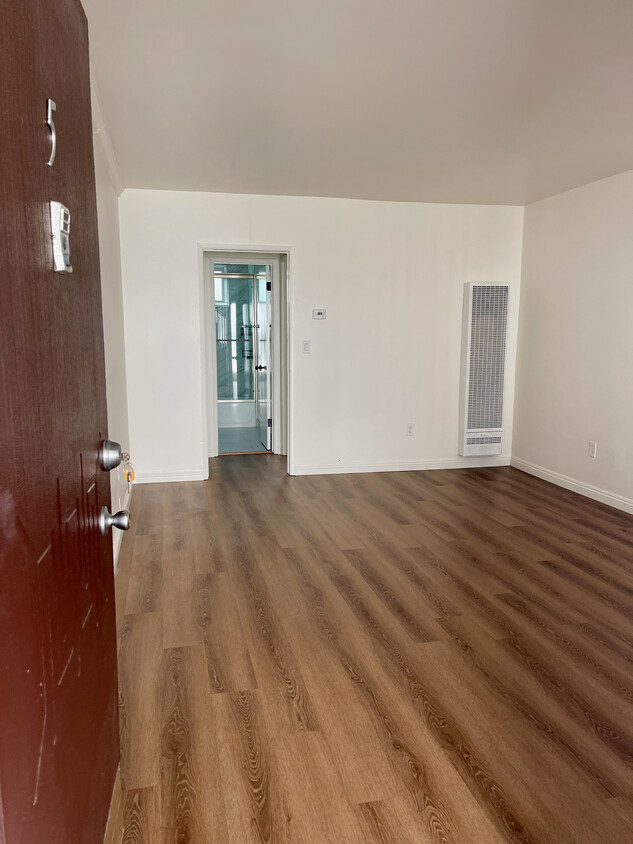 View as you enter - 777 E Villa St