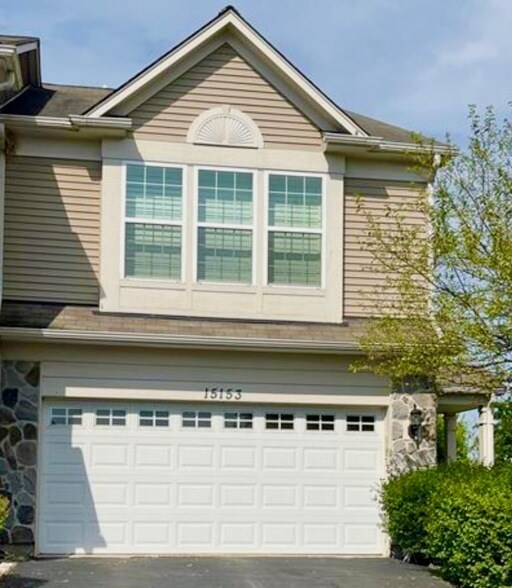 Foto principal - 15153 Laurel Ln