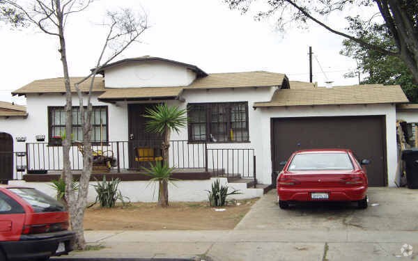 Foto del edificio - 2952-2954 Webster Ave