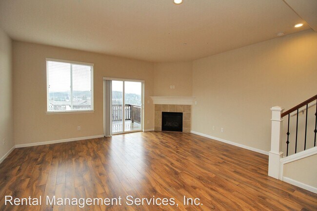 Foto del edificio - 3 br, 2.5 bath House - 12842 SE 155th Ave