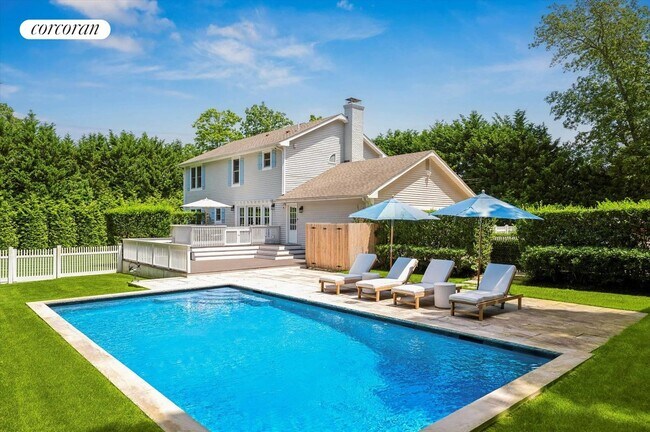 Foto del edificio - 32 Eastville Ave