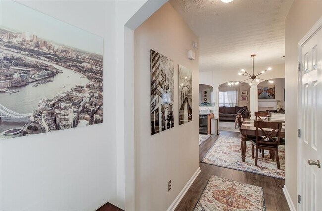 Foto del edificio - 2230 Hawks Bluff Trail NW