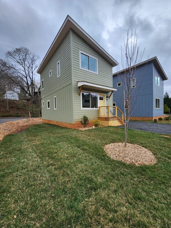 Foto del edificio - East Asheville Rental