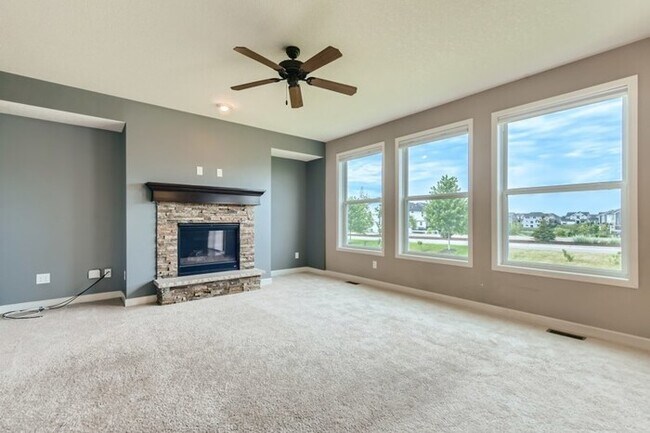 Building Photo - 15510 Creekside Lane