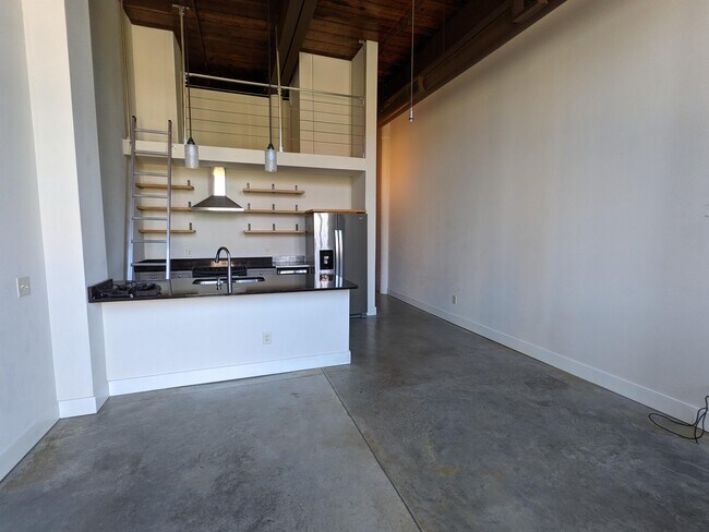 Foto del edificio - 1201 Front Ave