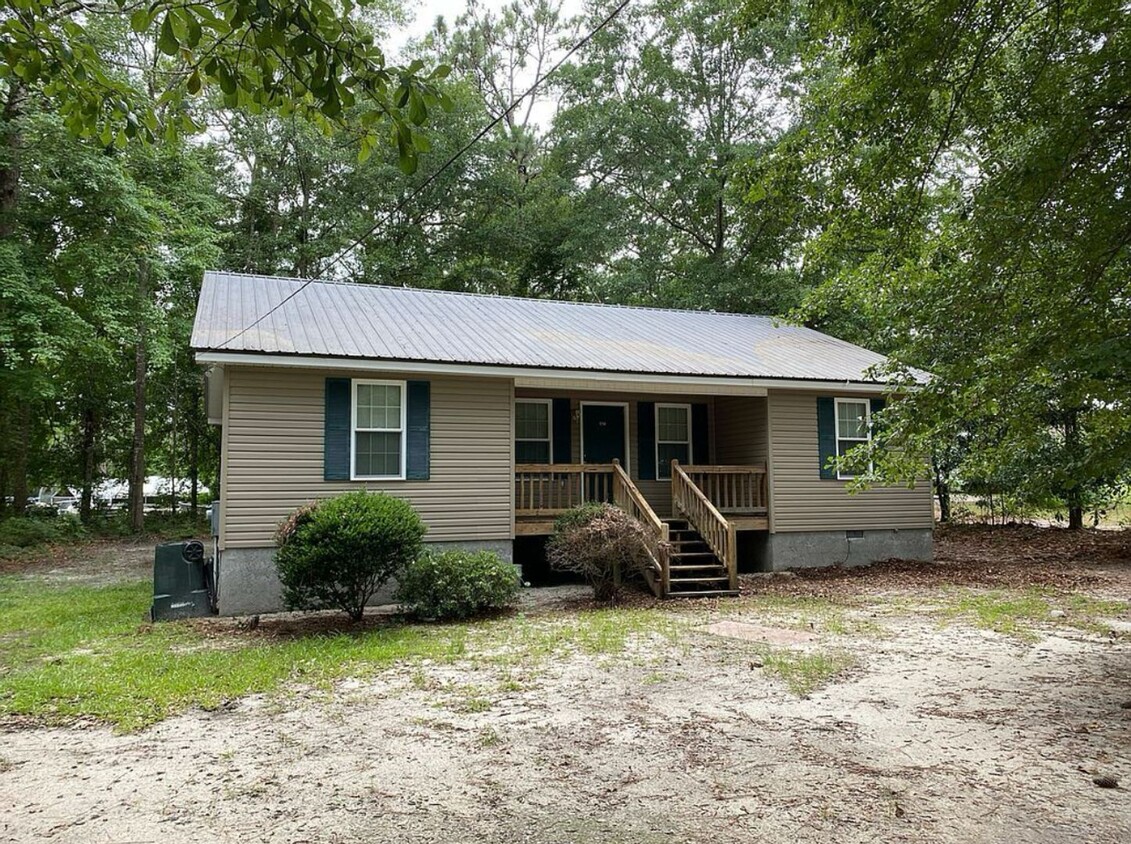 Primary Photo - 3 Bed 2 Bath House - 158 Lake Luck Drive, ...