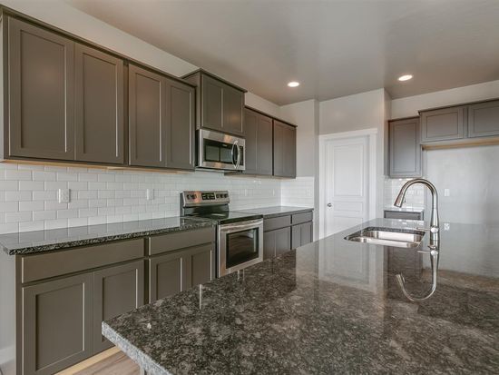 Foto del edificio - 3329 E Grayson St