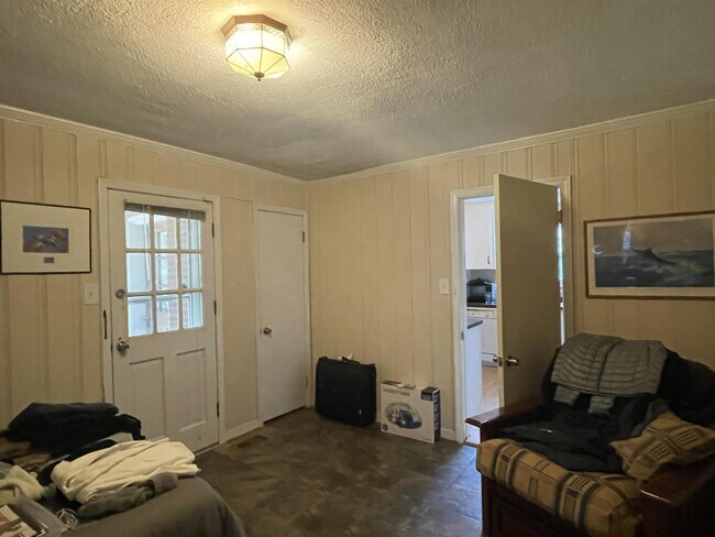 Foto del edificio - 4808 Fitzhugh Ave