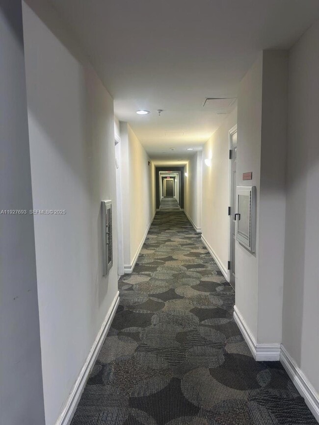 Building Photo - 1919 Van Buren St