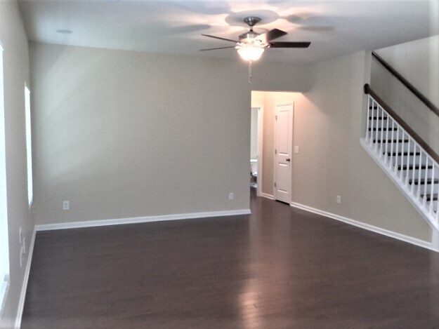 Building Photo - 5455 Kings River Drive