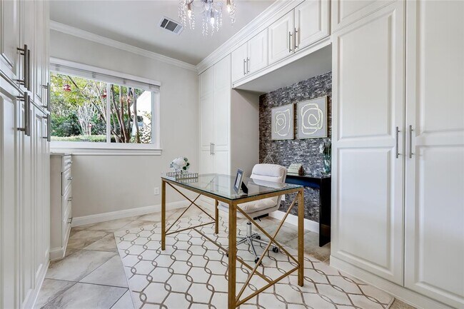 Foto del edificio - 5605 Creek Meadows Cove