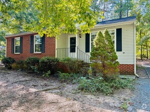 Building Photo - 29 Englewood Dr