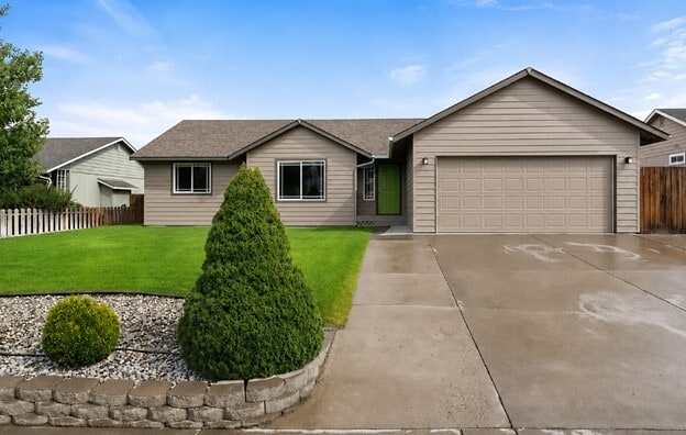 Building Photo - 2514 Aviation Dr