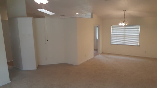 3-2 in Hamilton Pond - 3-2 in Hamilton Pond House