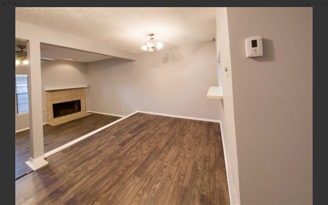 Foto del edificio - 3635 Garden Brook Dr