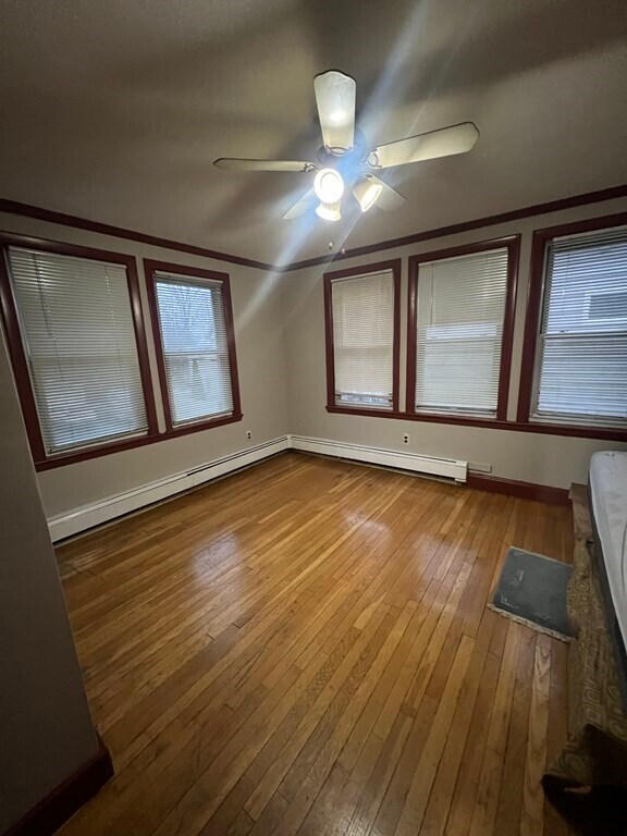 Foto del edificio - 28 Gould Ave