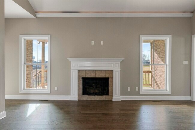 Foto del edificio - 457 Adalynn Cir