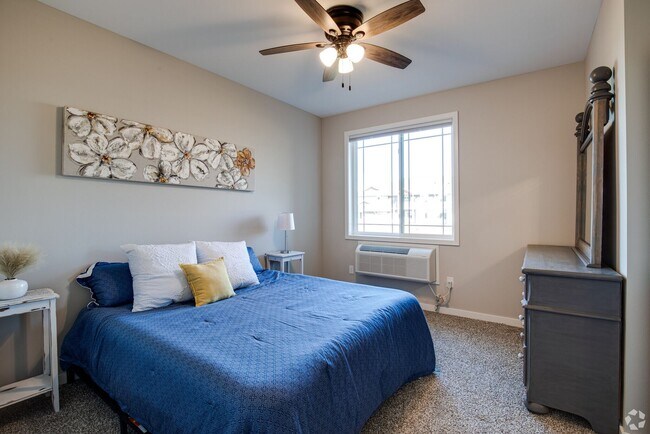 Foto del interior - Welcome to West 5th Townhomes – Suburban Comfort Meets Modern Convenience in New Richmond