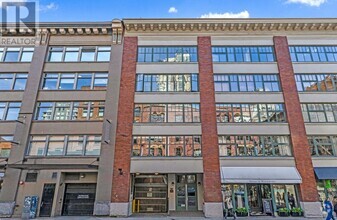 Building Photo - 1178-1178 Hamilton St