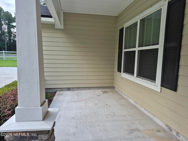 Foto del edificio - 6806 Old Middleburg Rd S