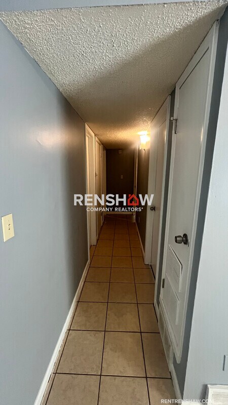Foto del edificio - 4407 Sherrycrest Cove