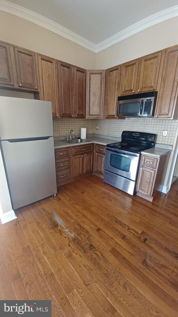 Foto del edificio - 1435 N Franklin St