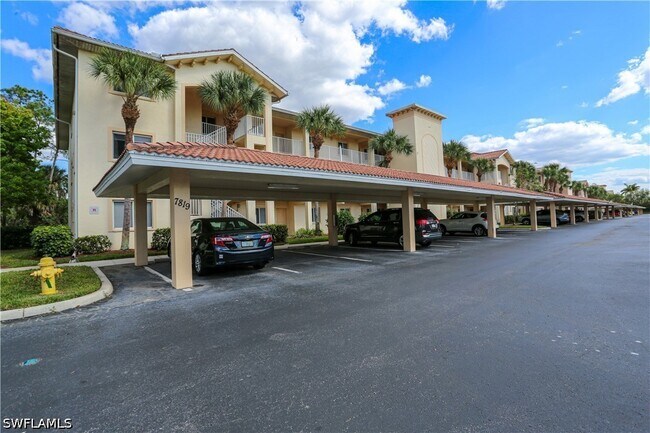 Foto del edificio - 7819 Regal Heron Cir