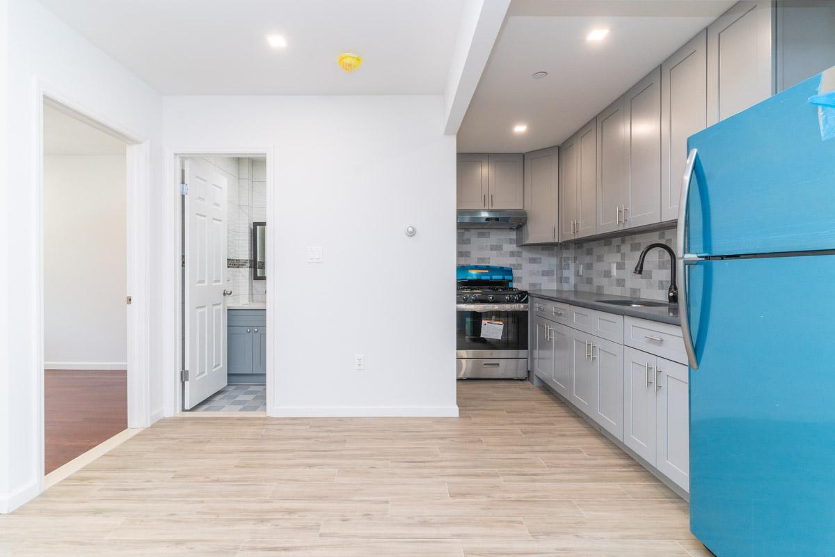 Foto principal - 323 49th St