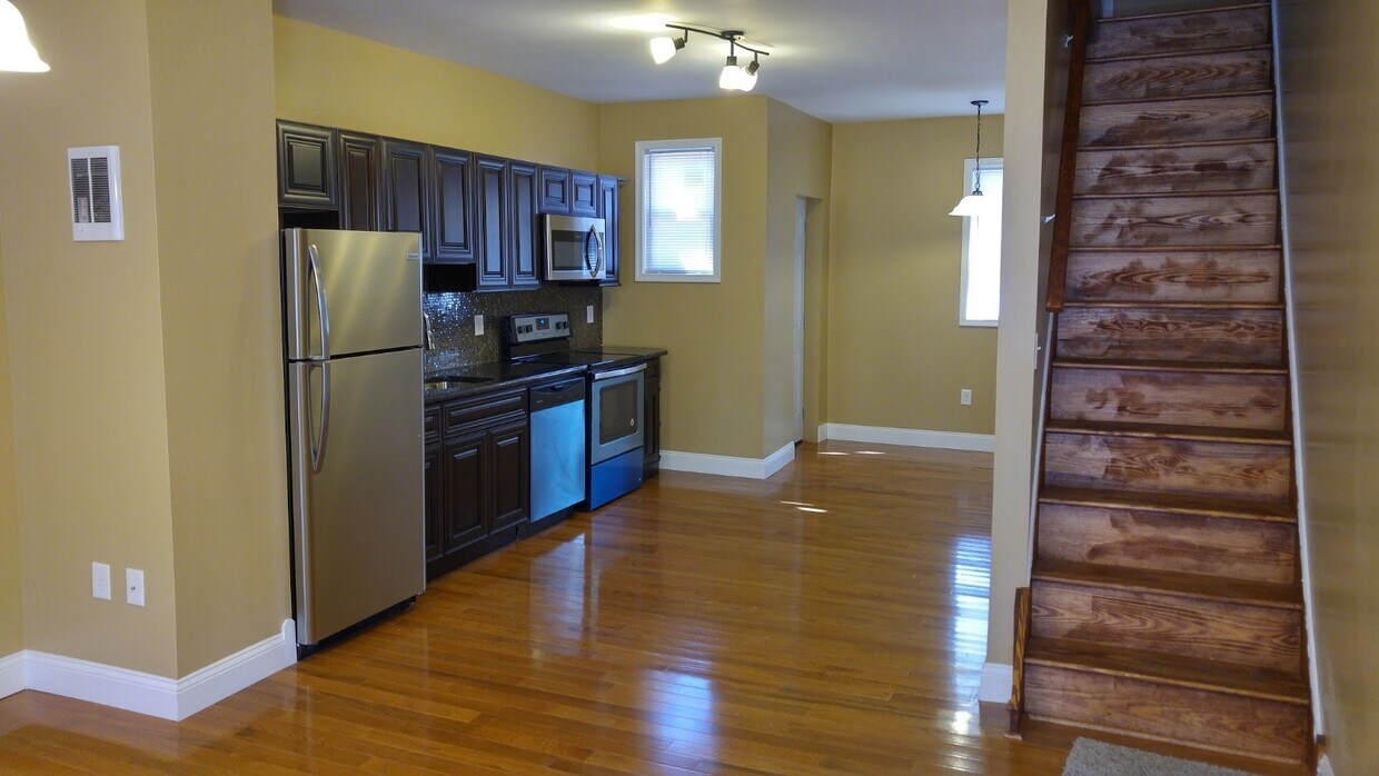 Foto principal - 2615 N Douglas St