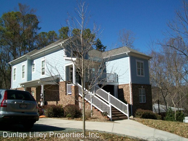 Building Photo - 519 Hillsborough St