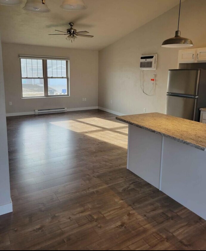Foto principal - 747 E Ontario Ct