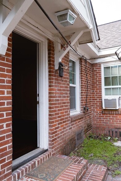 Photo - 515 N Monroe St House