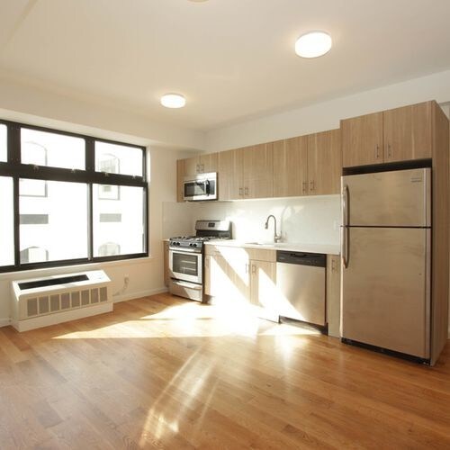 Primary Photo - 618 Bushwick Ave