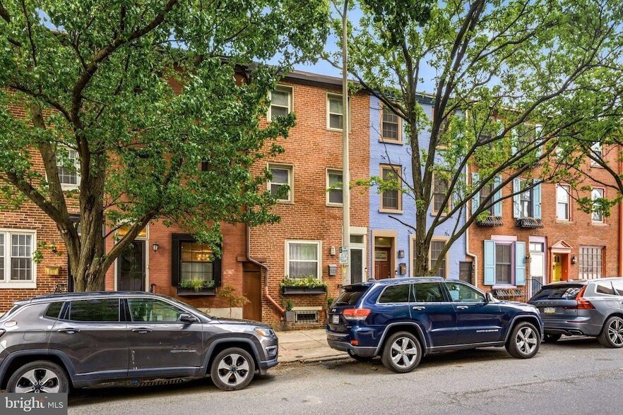 Building Photo - 523 S 27th St
