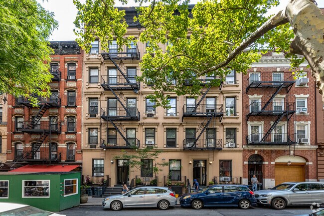 View from Street - 162-164 E 82nd St