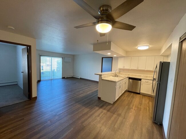Foto del edificio - Heritage Village Apartments