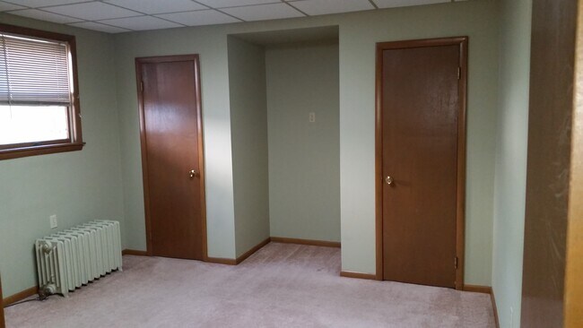 bedroom - 1286 Exeter Ave