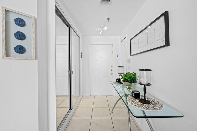 Foto del edificio - 3225 NE 184th St