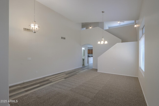 Foto del edificio - 40402 W Hayden Dr