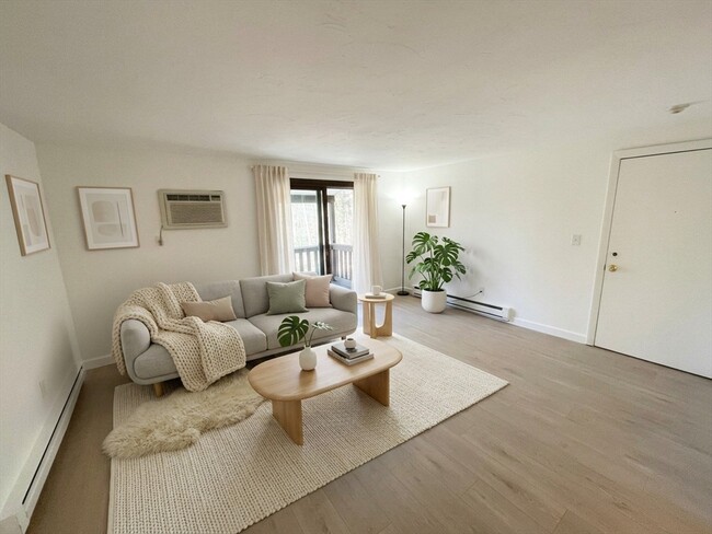 Building Photo - 16 Erick Rd