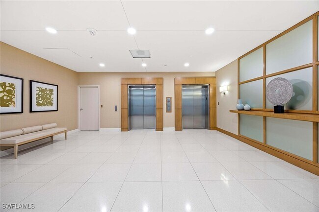 Foto del edificio - 4651 Gulf Shore Blvd N