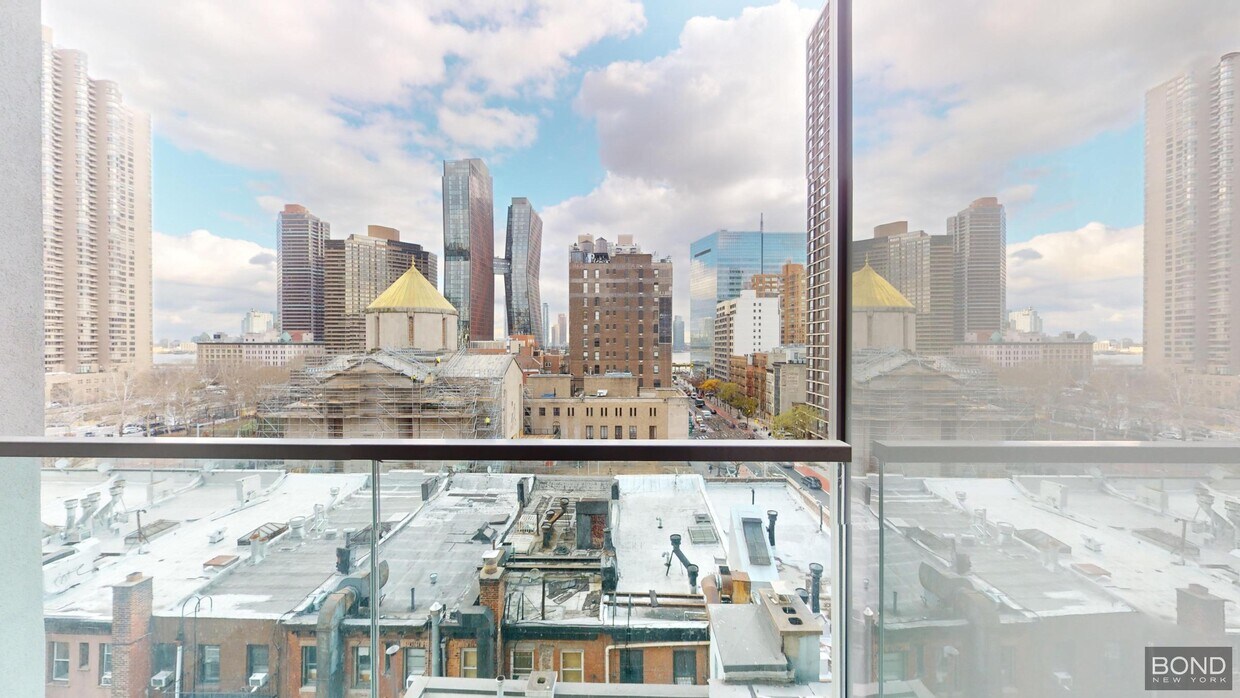 Foto principal - 237 E 34th St