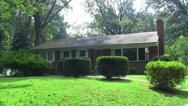 1001 Orchard Way - 1001 Orchard Way House