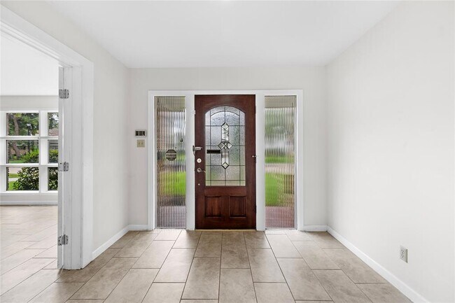 Foto del edificio - 4135 Levonshire Dr